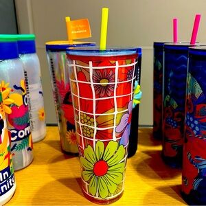 Starbucks Floral Stripped Cold Cup Insulated Iridescent Tumbler Venti 24oz New